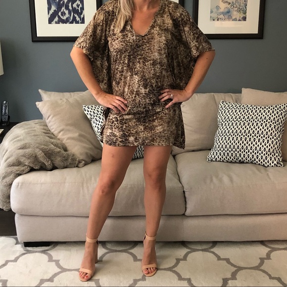 ✨GO COUTURE✨ short sleeve scoop dress - Picture 7 of 7